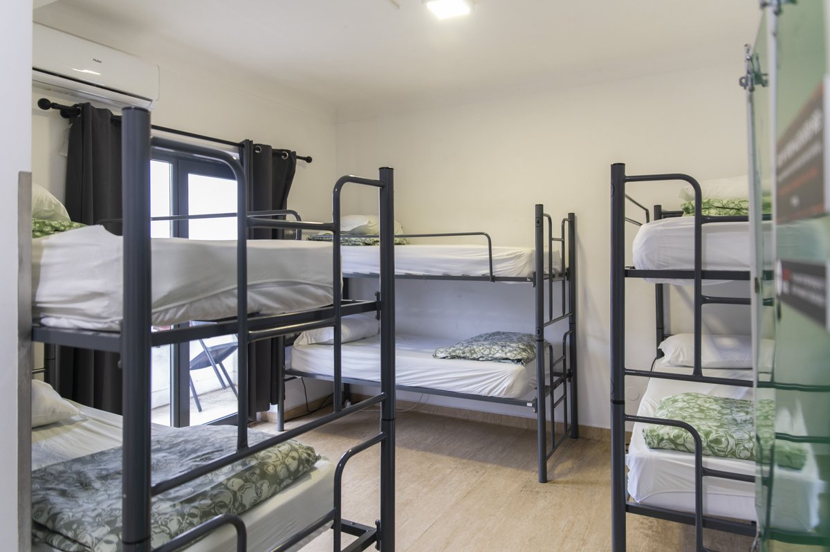 6 dorm w/  balcony - quartos - nomad