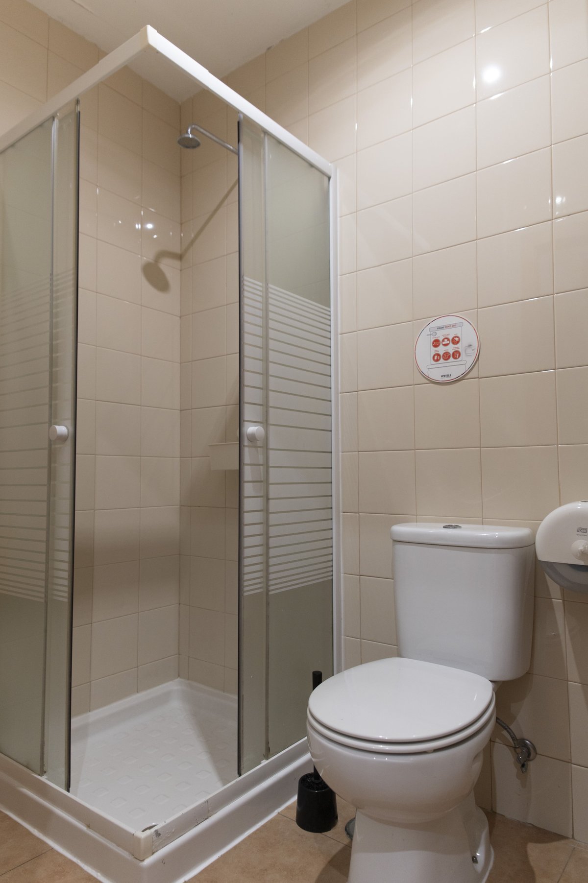 8 mix dorm - quartos - nomad